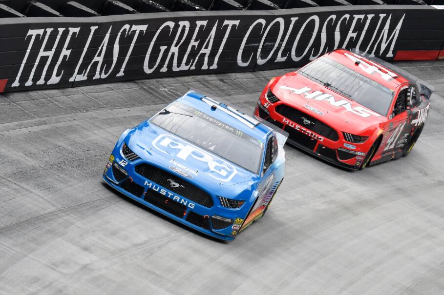 In all, Ford put six drivers in the top nine spots. In all, Ford put six drivers in the top nine spots.